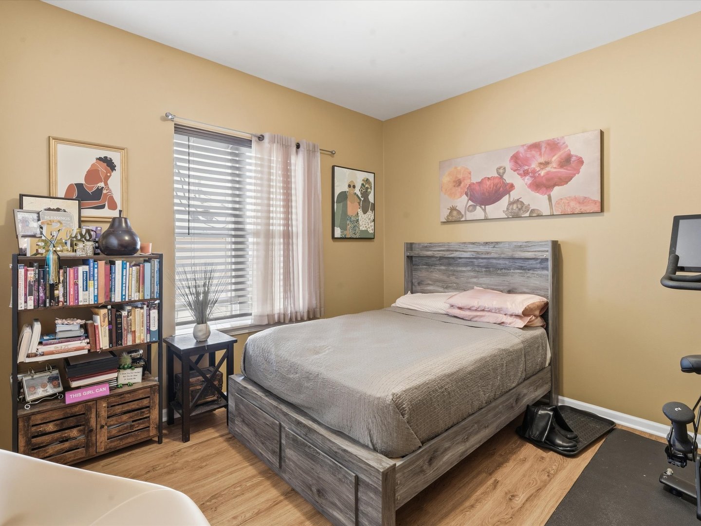 5355 West Galewood Avenue Chicago IL 60639