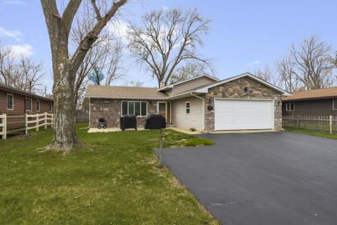 218 Mastodon Drive Ingleside IL 60041