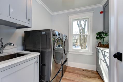 422 Ames Street Libertyville IL 60048