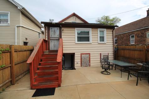 1643 West 32nd Place Chicago IL 60608