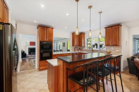 281 West Elm Park Avenue Elmhurst IL 60126