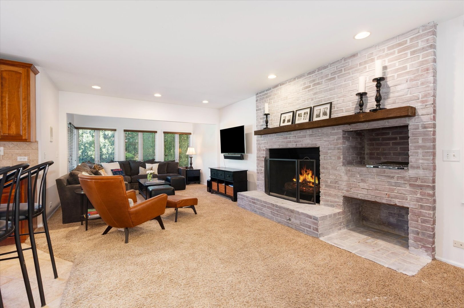 281 West Elm Park Avenue Elmhurst IL 60126