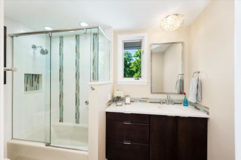 281 West Elm Park Avenue Elmhurst IL 60126