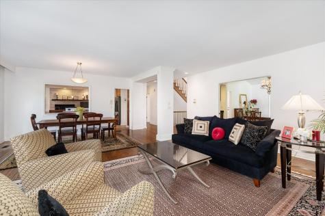 281 West Elm Park Avenue Elmhurst IL 60126