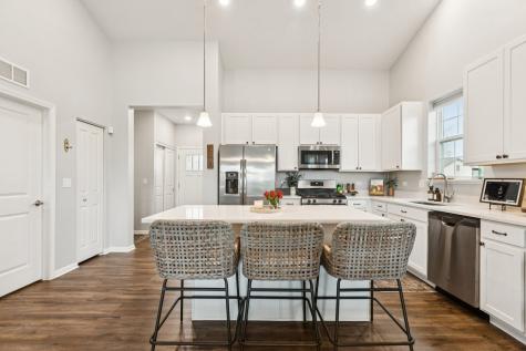 1053 Honey Locust Drive Crystal Lake IL 60012