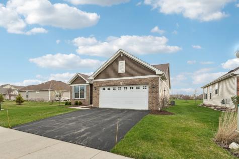 1053 Honey Locust Drive Crystal Lake IL 60012