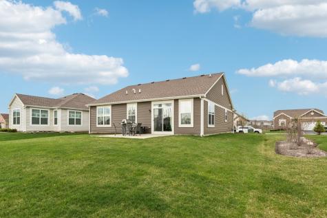 1053 Honey Locust Drive Crystal Lake IL 60012