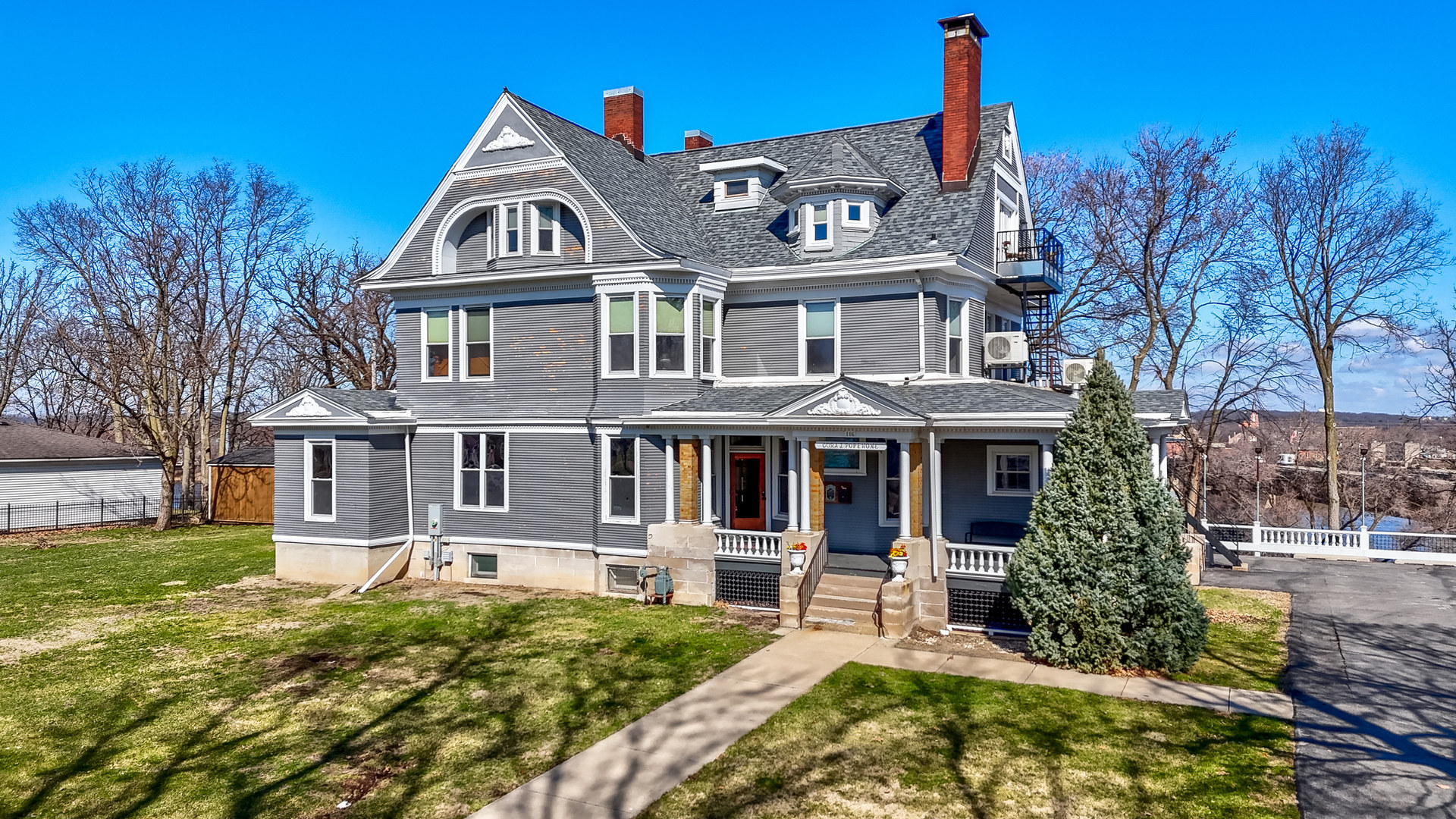 116 West Prospect Avenue Ottawa IL 61350