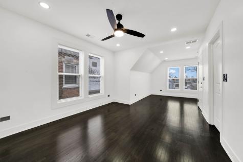 6607 South Oakley Avenue Chicago IL 60636