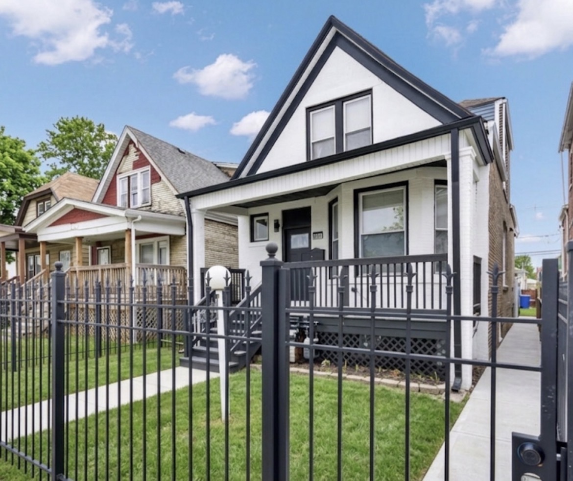 6607 South Oakley Avenue Chicago IL 60636