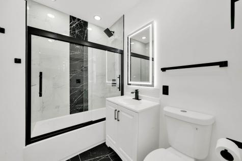 6607 South Oakley Avenue Chicago IL 60636