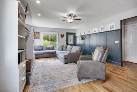 1020 Dean Street St. Charles IL 60174