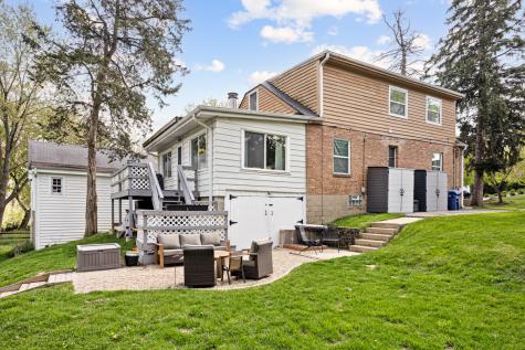 1020 Dean Street St. Charles IL 60174
