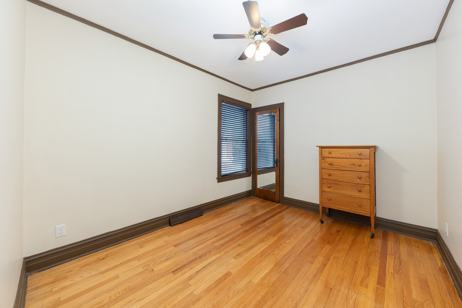 6325 West Huntington Street Chicago IL 60646