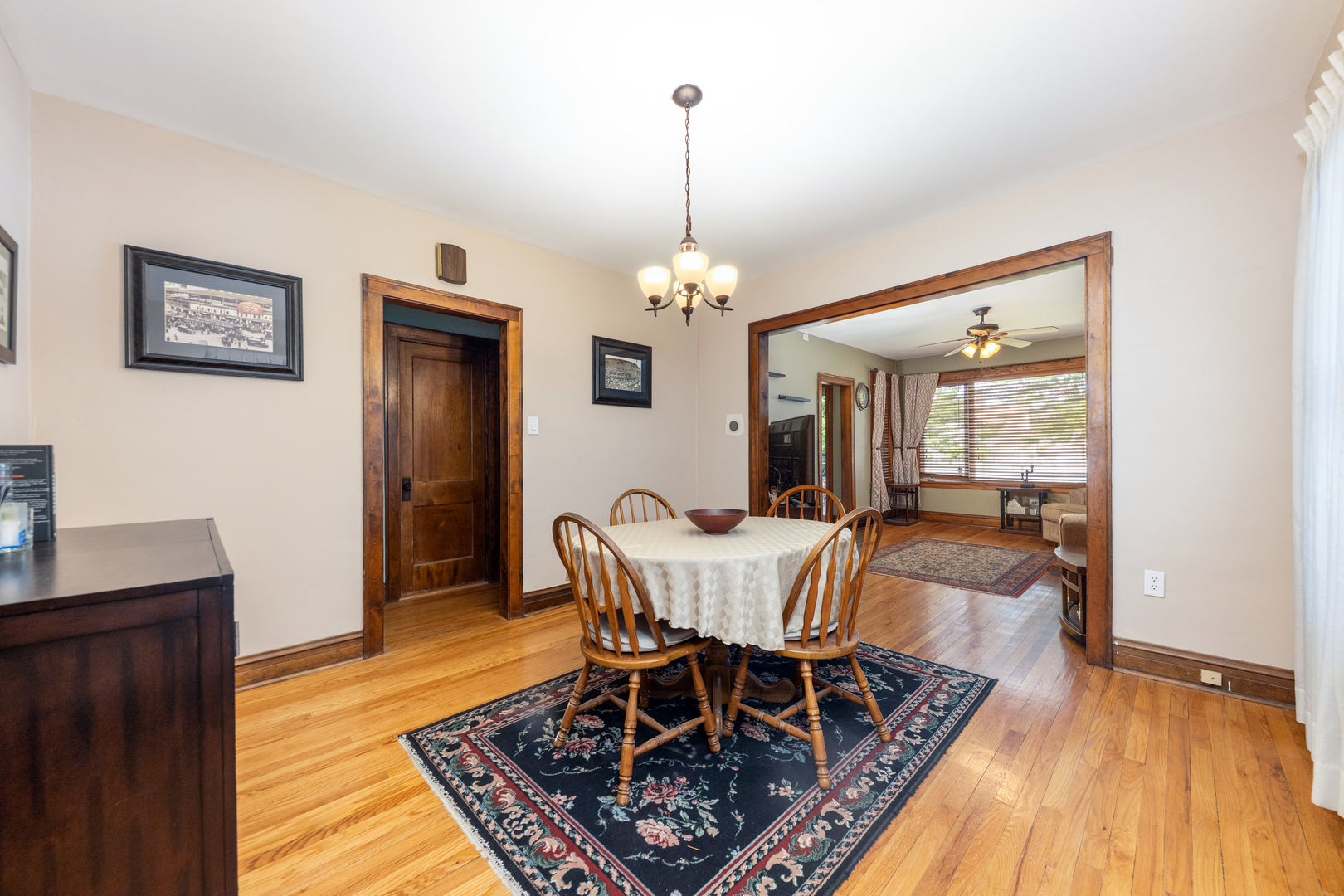 6325 West Huntington Street Chicago IL 60646