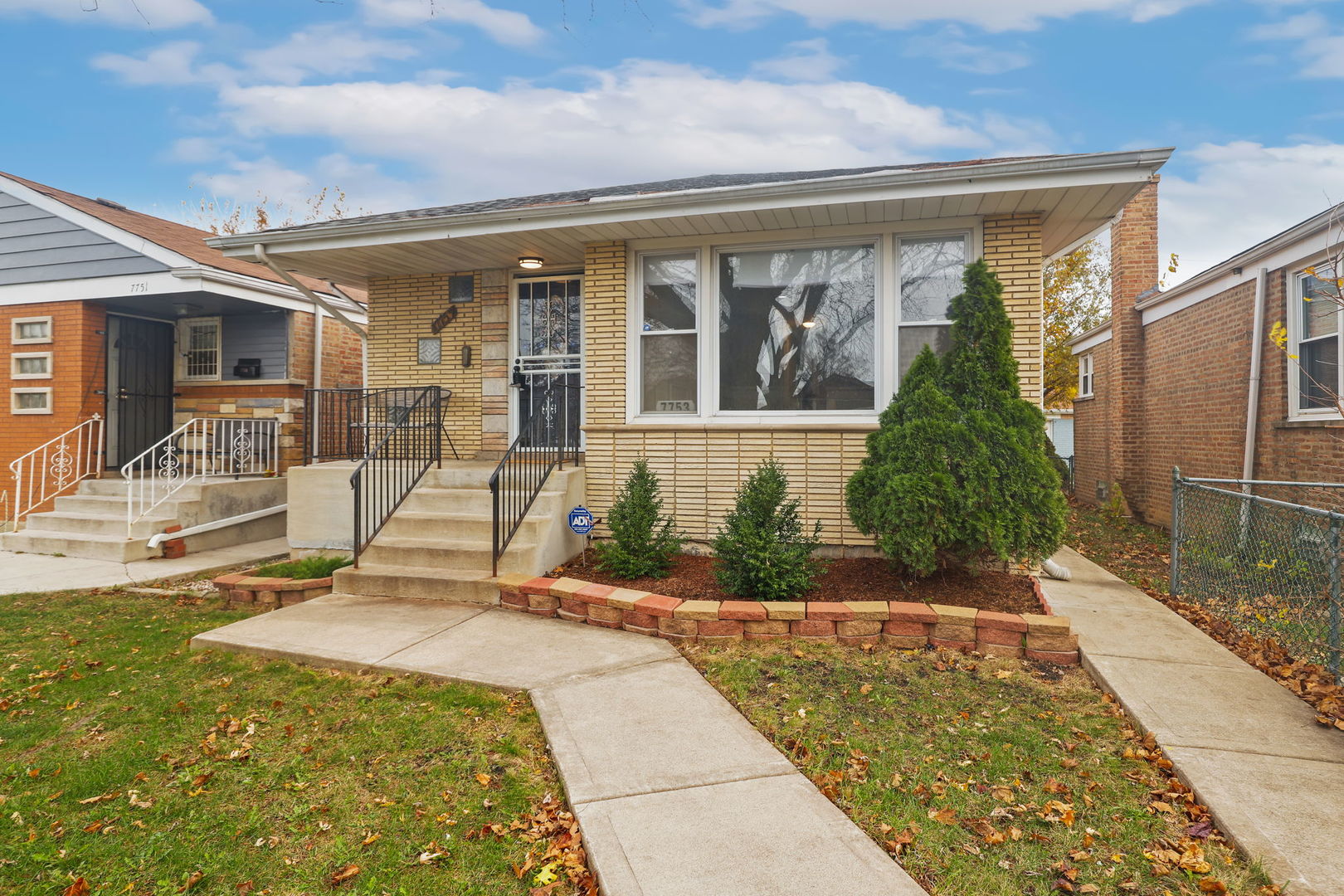 7753 South Sawyer Avenue Chicago IL 60652