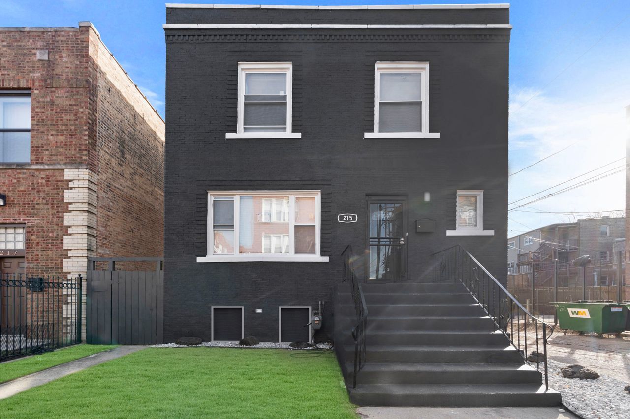 215 East 69th Place Chicago IL 60637