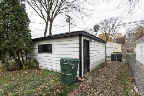 14204 South Eggleston Avenue Riverdale IL 60827