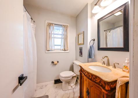707 Kirkwood Avenue Winthrop Harbor IL 60096