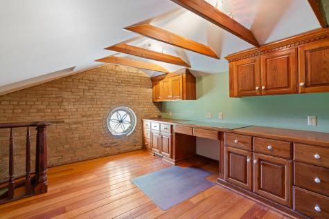 1542 Plainfield Road Oswego IL 60543