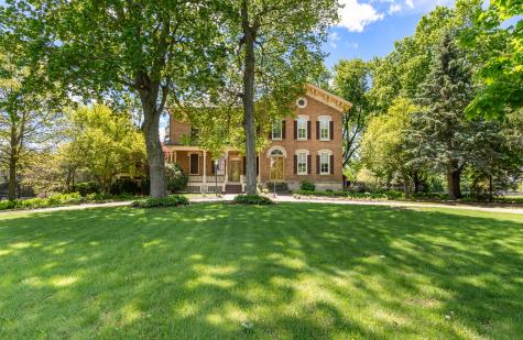 1542 Plainfield Road Oswego IL 60543