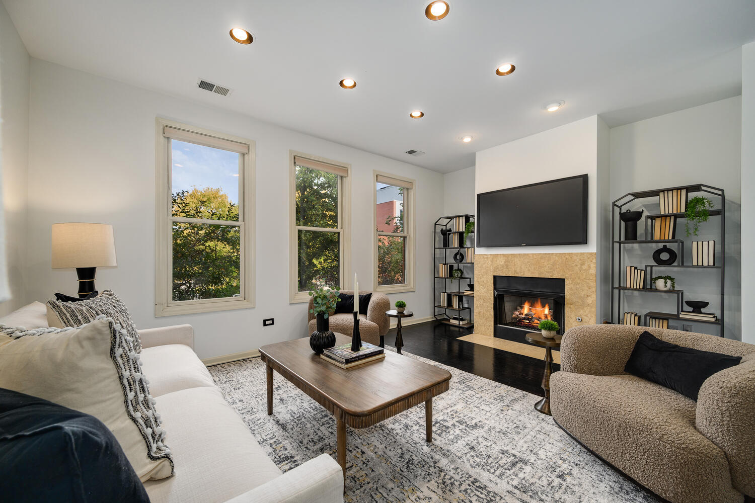 1036 North Crosby Street Chicago IL 60610