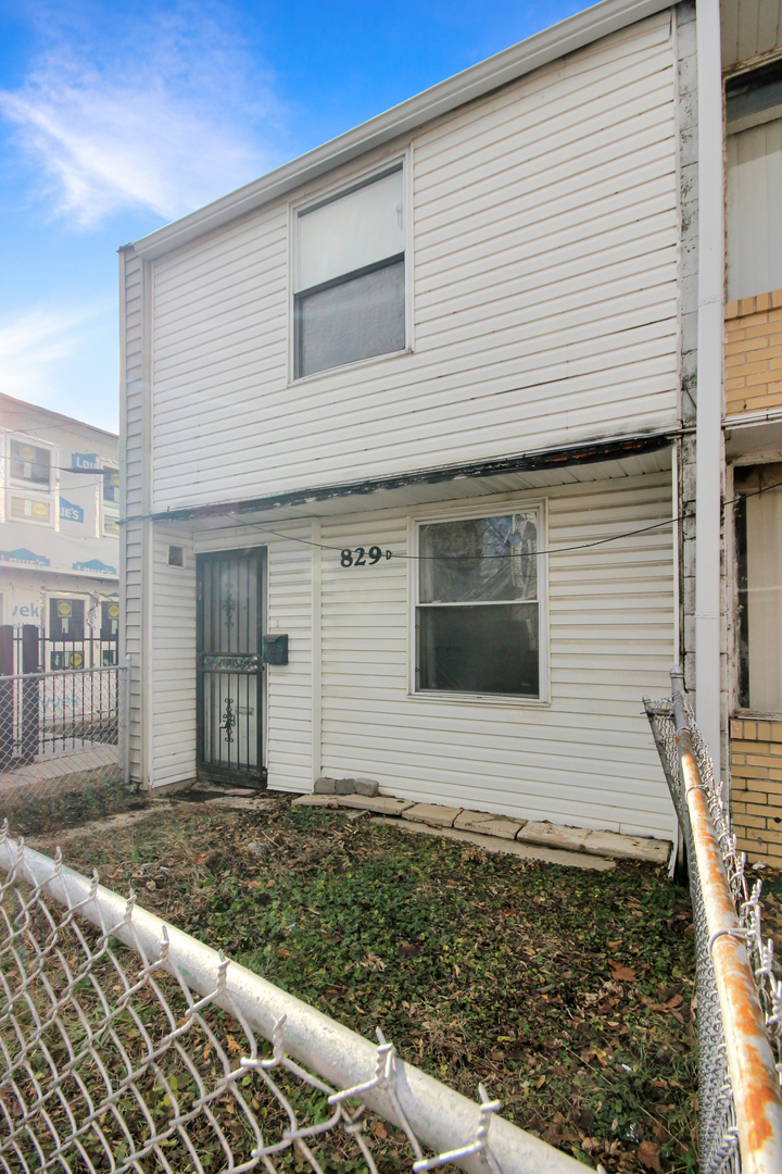 829 East 48th Street Chicago IL 60615