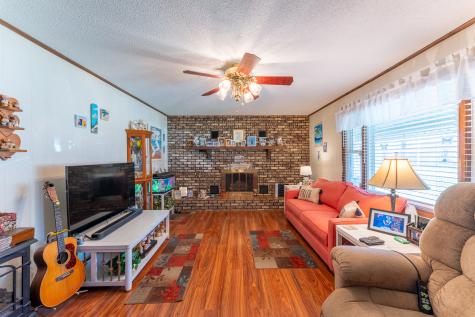 607 East 15th Street Johnston City IL 62951