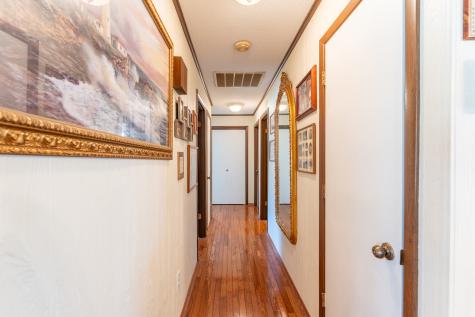 607 East 15th Street Johnston City IL 62951