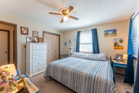 607 East 15th Street Johnston City IL 62951