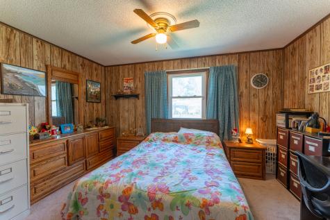 607 East 15th Street Johnston City IL 62951
