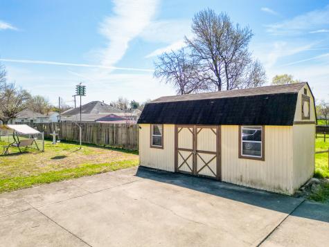 607 East 15th Street Johnston City IL 62951