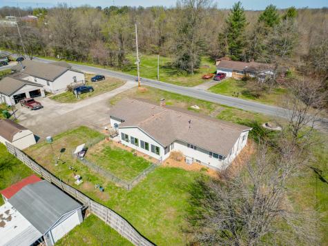 607 East 15th Street Johnston City IL 62951