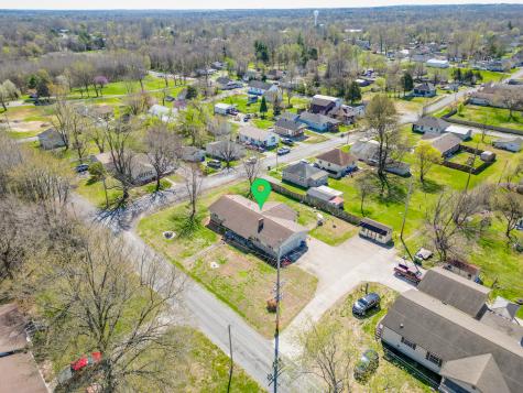 607 East 15th Street Johnston City IL 62951