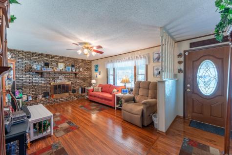 607 East 15th Street Johnston City IL 62951