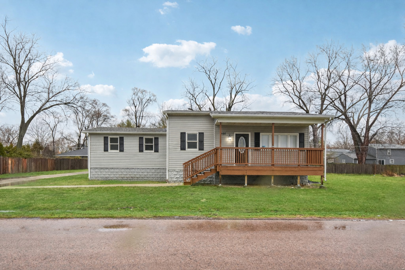 402 Lily Lane Lakemoor IL 60051