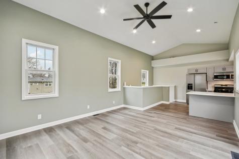 402 Lily Lane Lakemoor IL 60051