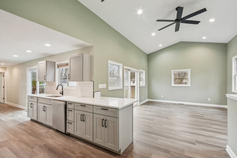 402 Lily Lane Lakemoor IL 60051