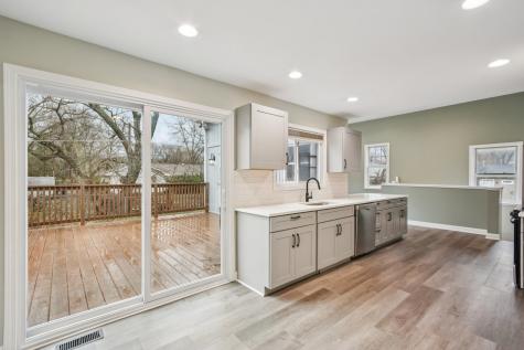 402 Lily Lane Lakemoor IL 60051