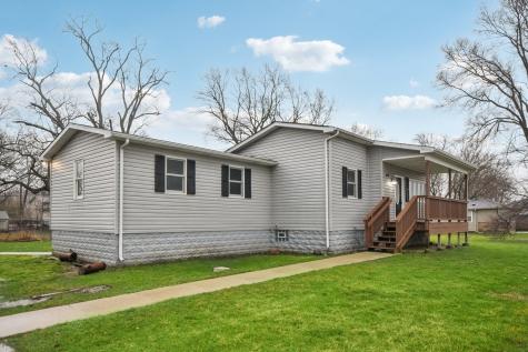 402 Lily Lane Lakemoor IL 60051