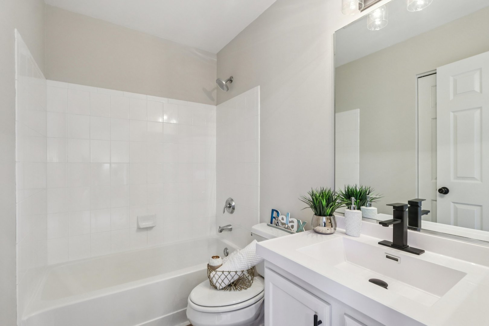 2060 Lyndhurst Lane Aurora IL 60503