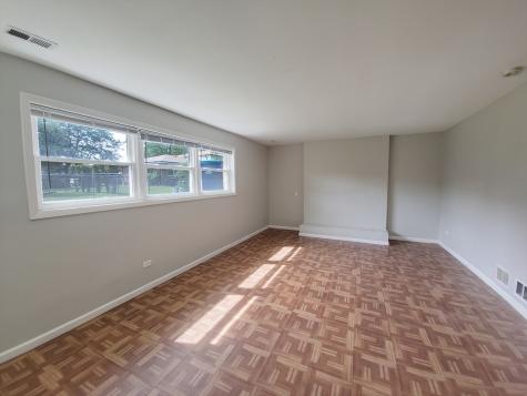 6037 Spring Lane Matteson IL 60443