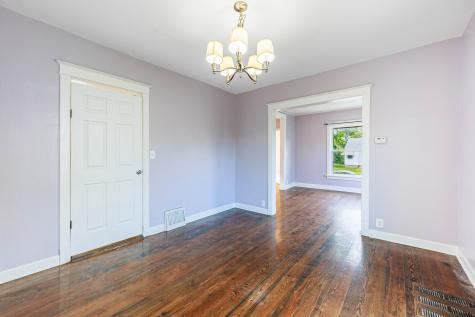 914 Jasper Street Joliet IL 60436