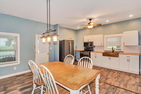 10120 North 1000 East Road Manteno IL 60950
