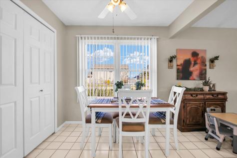 25 North Prairieview Avenue Tuscola IL 61953