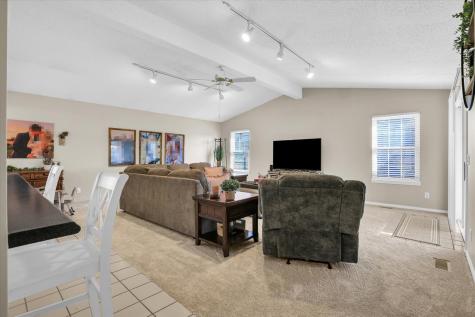 25 North Prairieview Avenue Tuscola IL 61953
