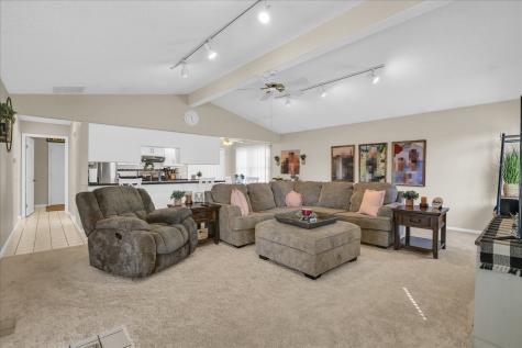 25 North Prairieview Avenue Tuscola IL 61953