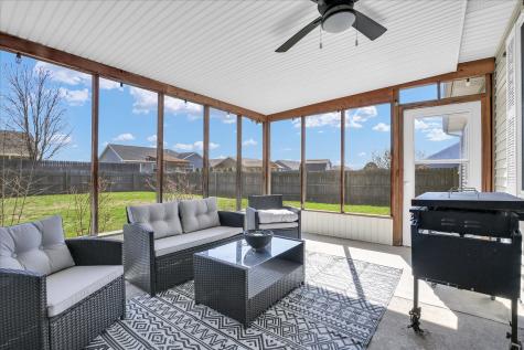 25 North Prairieview Avenue Tuscola IL 61953