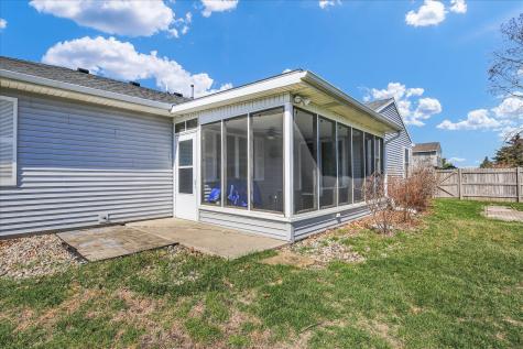 25 North Prairieview Avenue Tuscola IL 61953