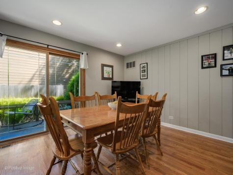 1134 North Pepper Tree Drive Palatine IL 60067